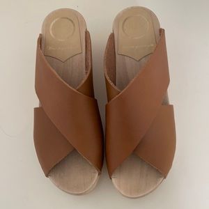 No.6 Frida Clog on Mid Wedge in Palomino sz 38